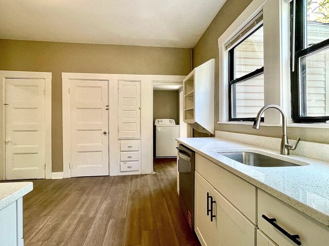 46 Quincy St 1, Medford, MA 02155