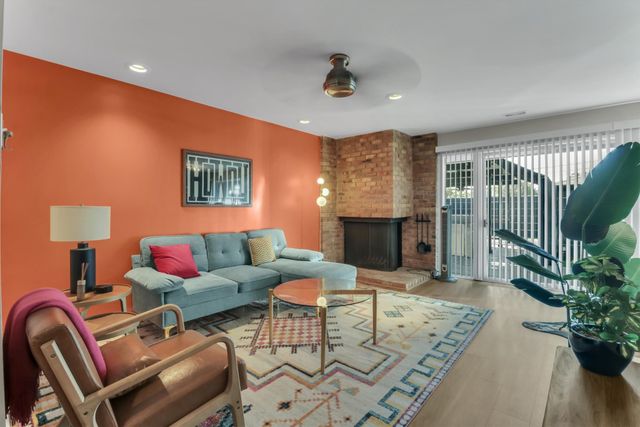 7428 Walling Lane, Dallas, TX 75231