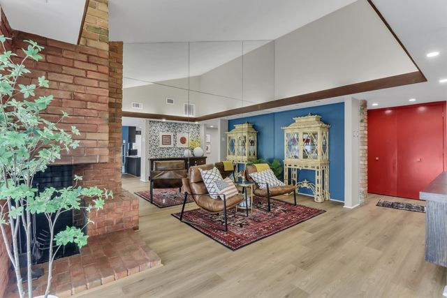 7428 Walling Lane, Dallas, TX 75231