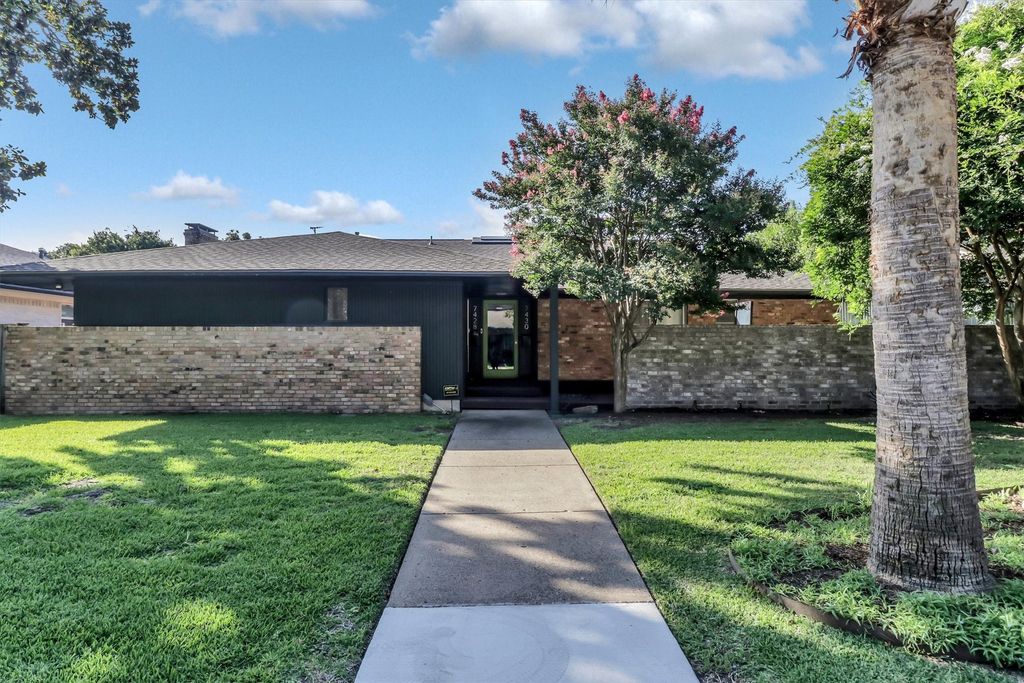 7428 Walling Lane, Dallas, TX 75231