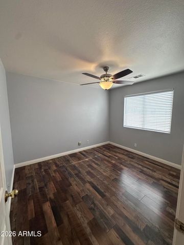 1373 N Roadrunner Drive, Gilbert, AZ 85234