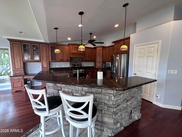 1373 N Roadrunner Drive, Gilbert, AZ 85234