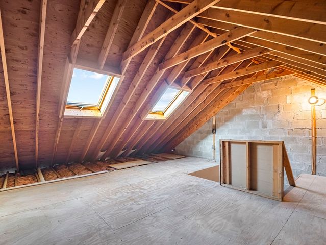 27 Boylston Ln 27, Lowell, MA 01852