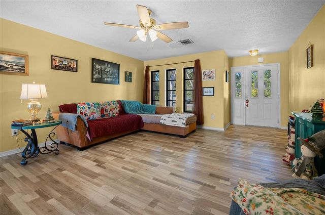 10193 BARKER AVENUE, Englewood, FL 34224