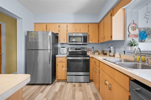 10193 BARKER AVENUE, Englewood, FL 34224