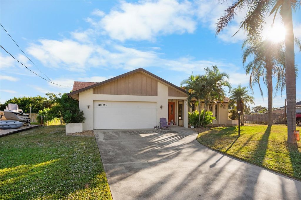 10193 BARKER AVENUE, Englewood, FL 34224