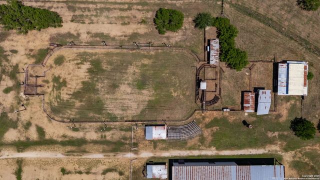 11224 Atkins Road, Atascosa, TX 78002