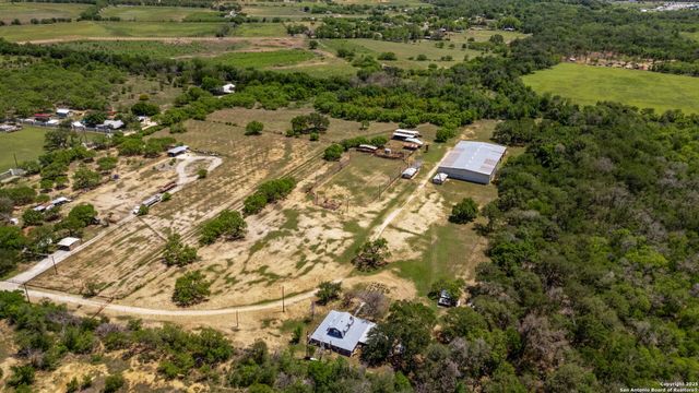 11224 Atkins Road, Atascosa, TX 78002