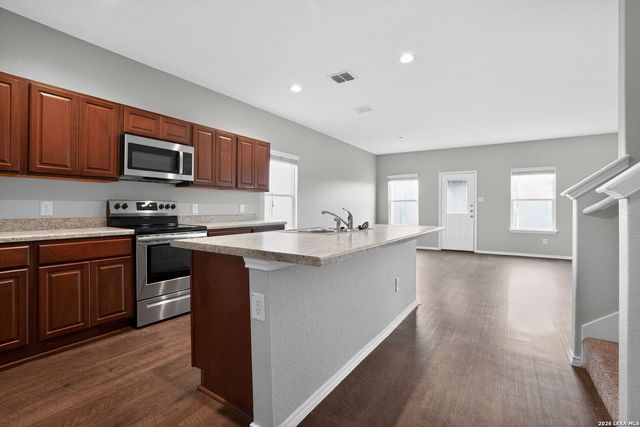 241 SAVAGE ST, New Braunfels, TX 78130