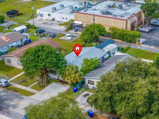 5709 Lincoln St, Hollywood, FL 33021