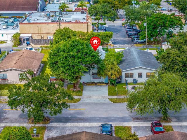 5709 Lincoln St, Hollywood, FL 33021