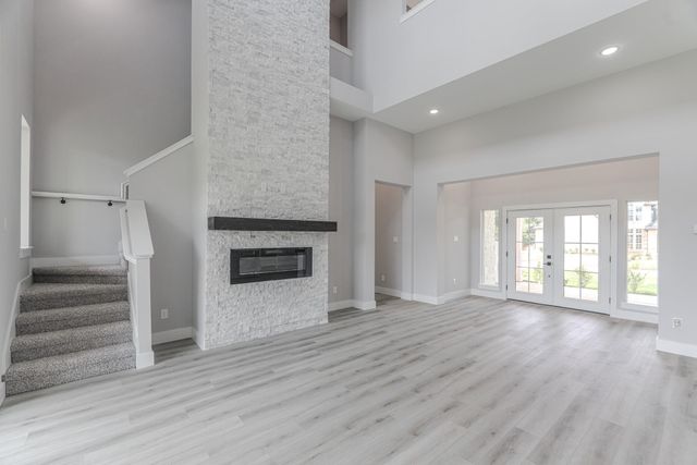 624 Edgewood, Montgomery, TX 77356