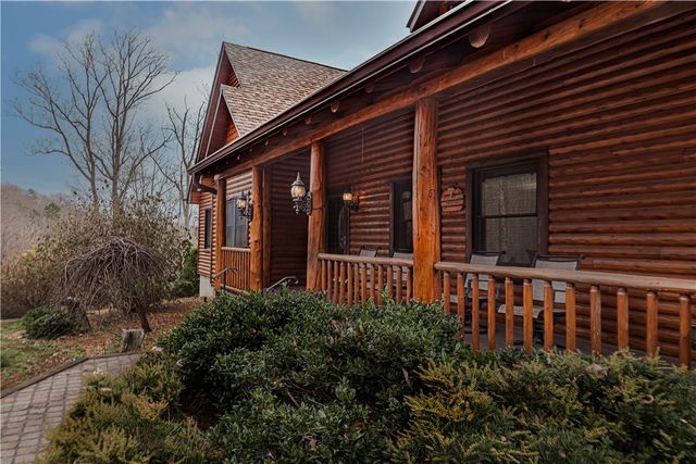 152 Glassy Falls Trail, Travelers Rest, SC 29690