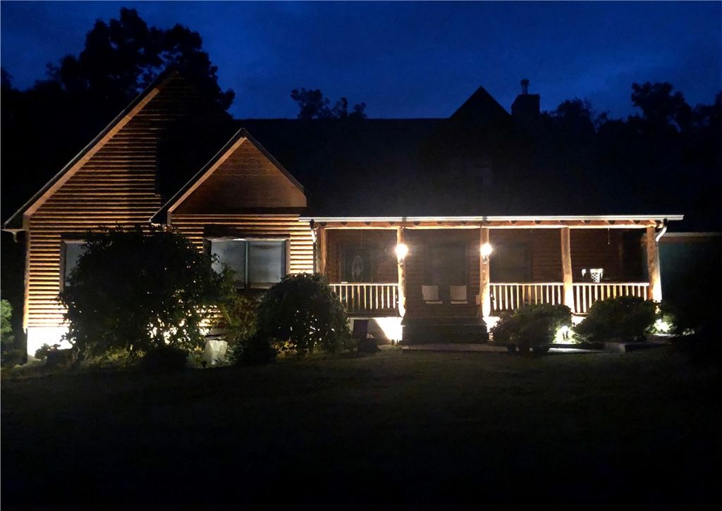 152 Glassy Falls Trail, Travelers Rest, SC 29690