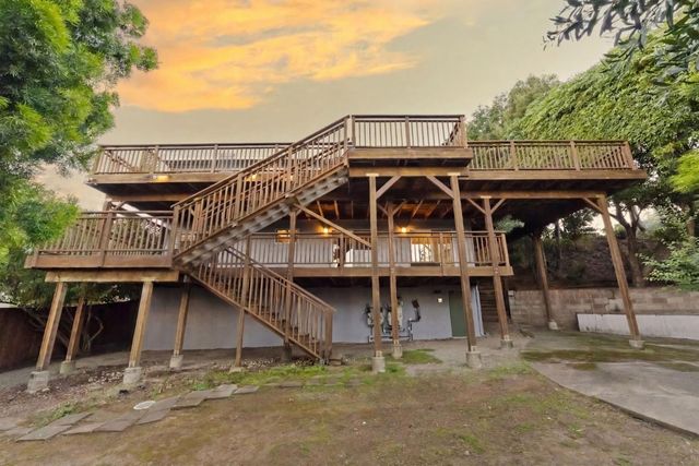 3615 Country Club Drive, Redwood City, CA 94061