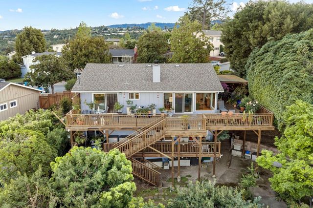 3615 Country Club Drive, Redwood City, CA 94061