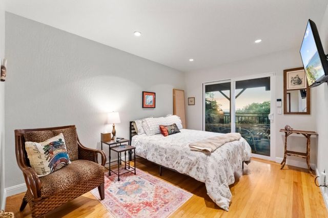 3615 Country Club Drive, Redwood City, CA 94061