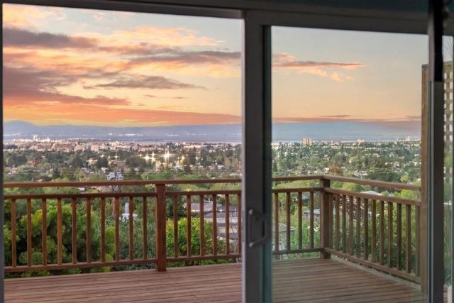 3615 Country Club Drive, Redwood City, CA 94061