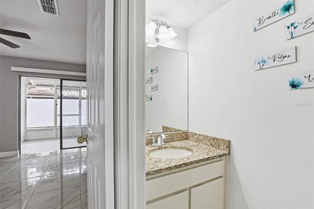 3919 PINE LIMB COURT, Tampa, FL 33614