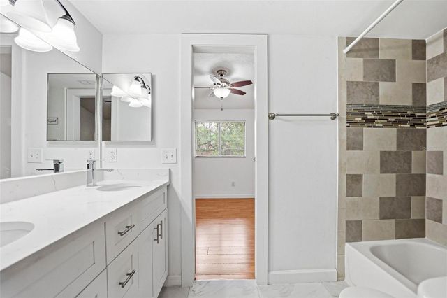 3919 PINE LIMB COURT, Tampa, FL 33614