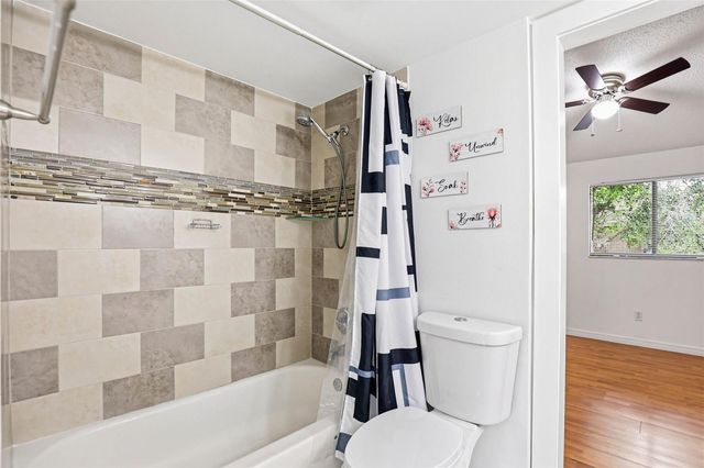 3919 PINE LIMB COURT, Tampa, FL 33614