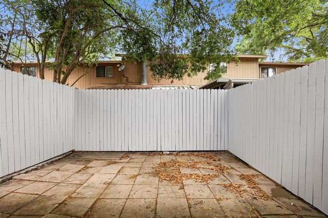 3919 PINE LIMB COURT, Tampa, FL 33614