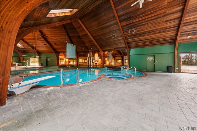 280 Pine Ridge Road, Cheektowaga, NY 14225