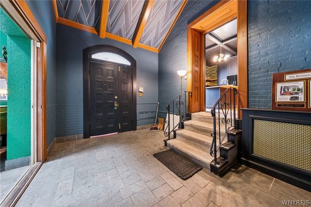 280 Pine Ridge Road, Cheektowaga, NY 14225