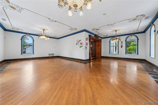 280 Pine Ridge Road, Cheektowaga, NY 14225