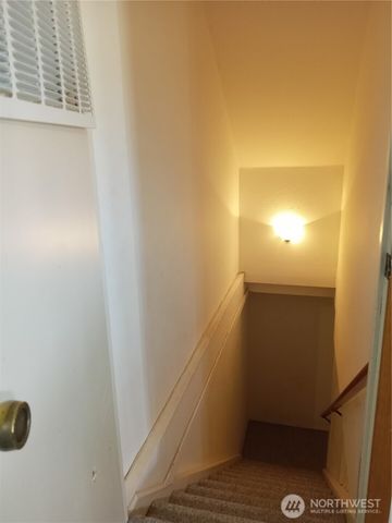 20868 SE RD 2, Warden, WA 98857