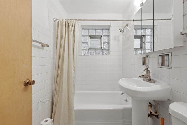 3180 W Meadow Lane Drive 43, Merrionette Park, IL 60803