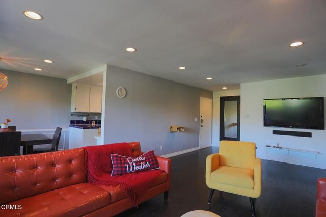 382 E California Boulevard 308, Pasadena, CA 91106