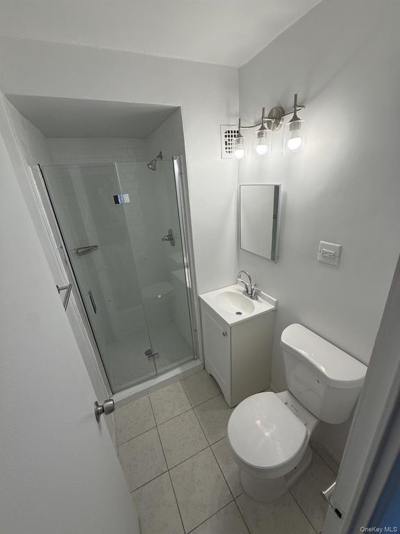 123-40 83 Avenue 11E, Kew Gardens, NY 11435 — photo 4