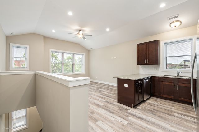 6528 S Maryland Avenue 3, Chicago, IL 60637