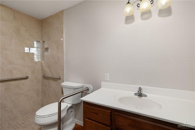 425 S 7th Street, Donna, TX 78537