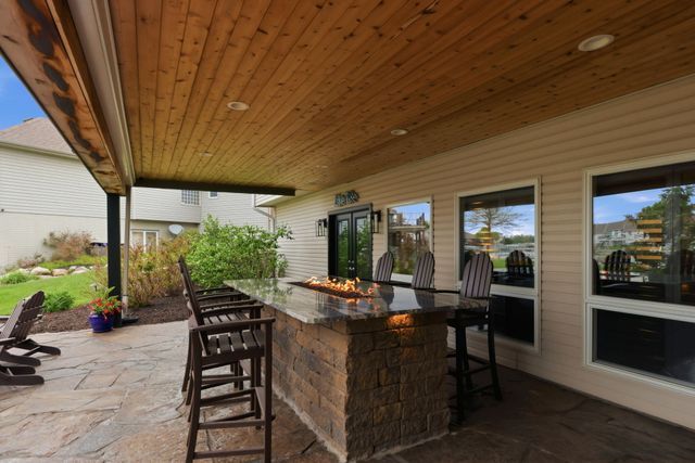 4408 N 17TH Street, Carter Lake, IA 51510