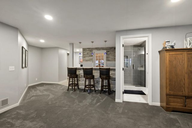 4408 N 17TH Street, Carter Lake, IA 51510