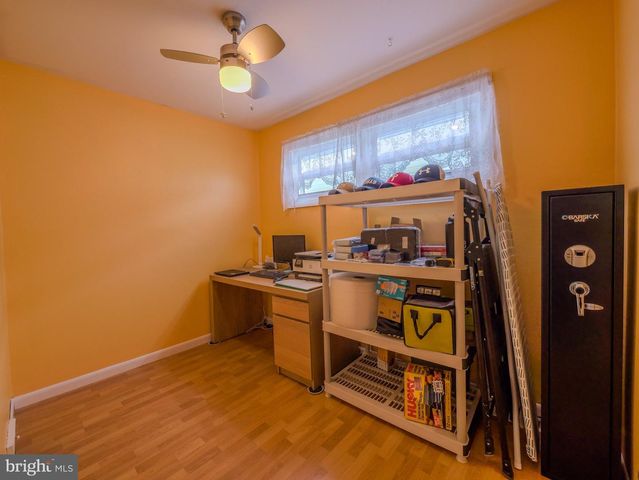228 HOFFMAN RD, Ridley Park, PA 19078
