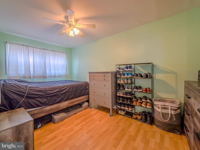 228 HOFFMAN RD, Ridley Park, PA 19078