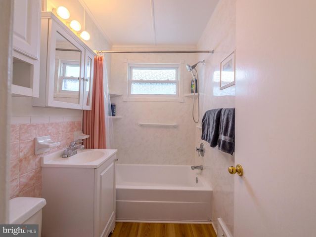 228 HOFFMAN RD, Ridley Park, PA 19078
