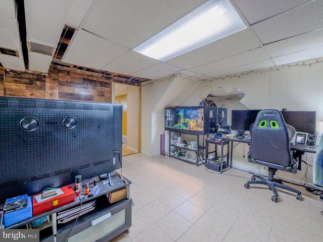 228 HOFFMAN RD, Ridley Park, PA 19078