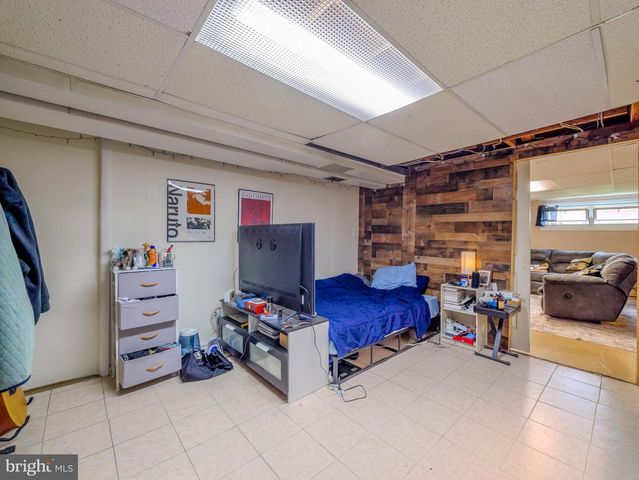 228 HOFFMAN RD, Ridley Park, PA 19078