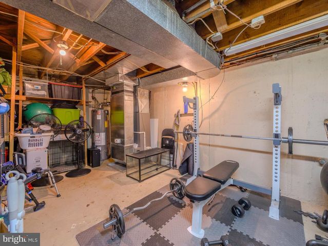 228 HOFFMAN RD, Ridley Park, PA 19078