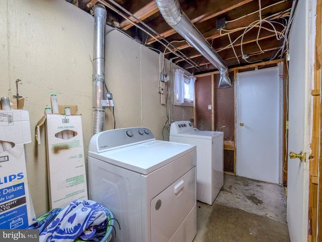 228 HOFFMAN RD, Ridley Park, PA 19078
