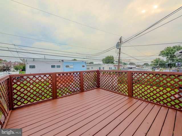 228 HOFFMAN RD, Ridley Park, PA 19078