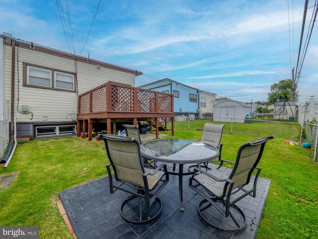 228 HOFFMAN RD, Ridley Park, PA 19078