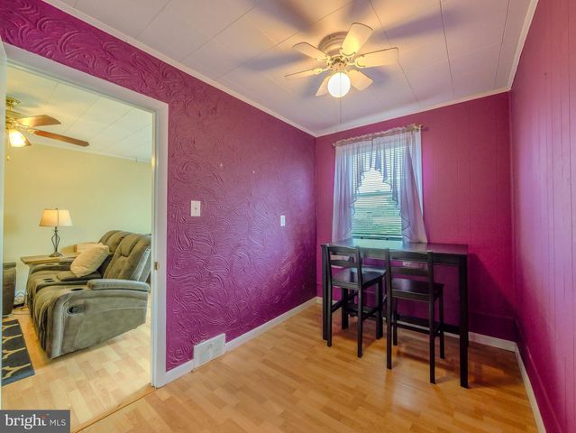 228 HOFFMAN RD, Ridley Park, PA 19078
