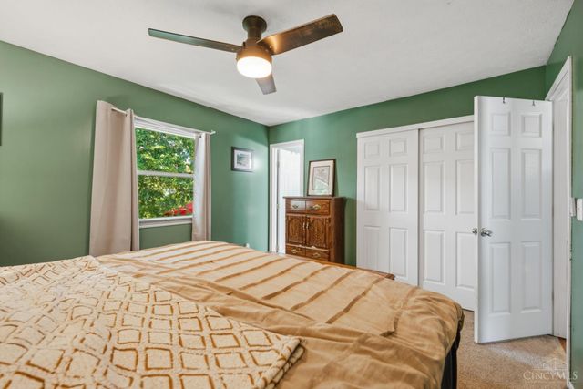 8242 Ravenwood Way, West Chester, OH 45069