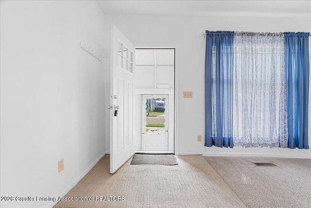 231 N Sheldon Street, Charlotte, MI 48813