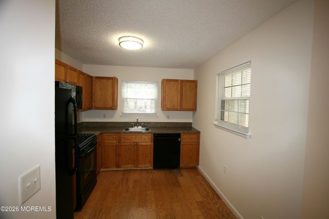 200 Daffodil Drive, Jackson, NJ 08527